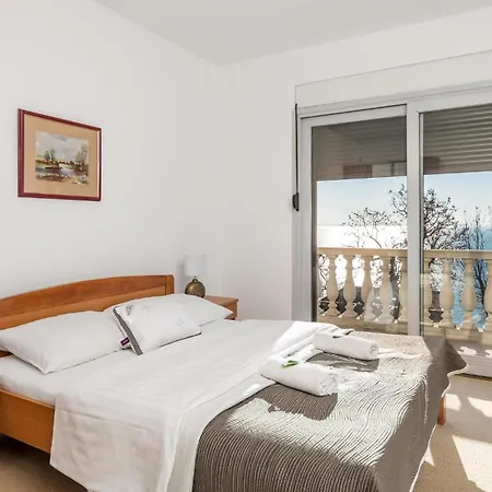 3 Bedroom Cozy In Apartment Opatija